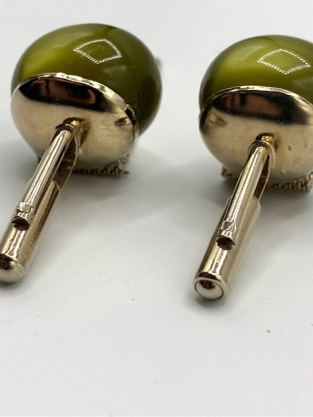 Vintage Green Lucite Cabochon Mesh Wrap Around Cufflinks Gold Tone MCM